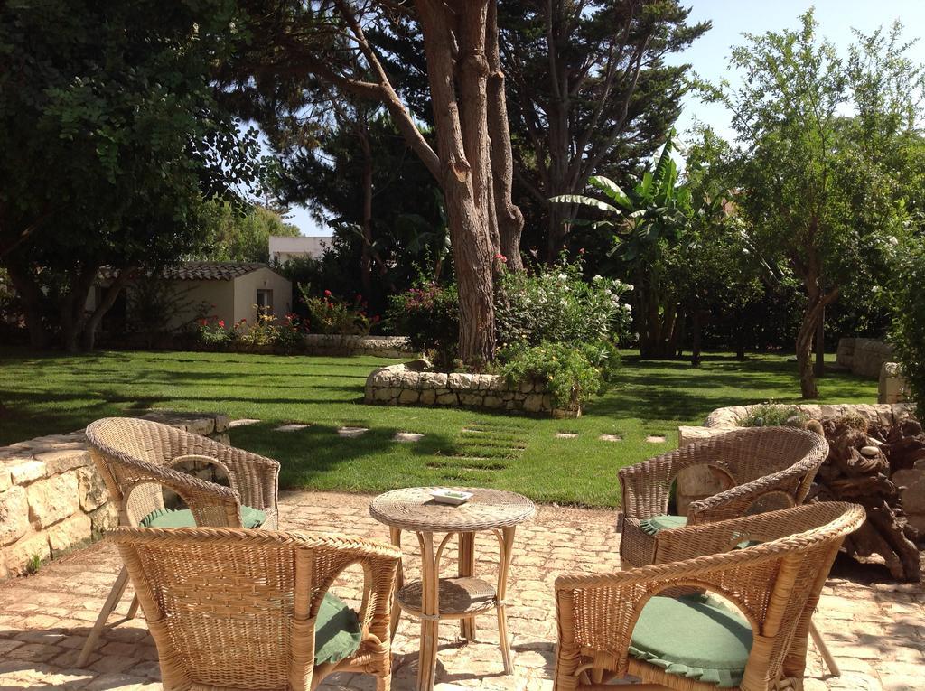 Il Giardino Dei Carrubi Villa Donnalucata  Eksteriør bilde